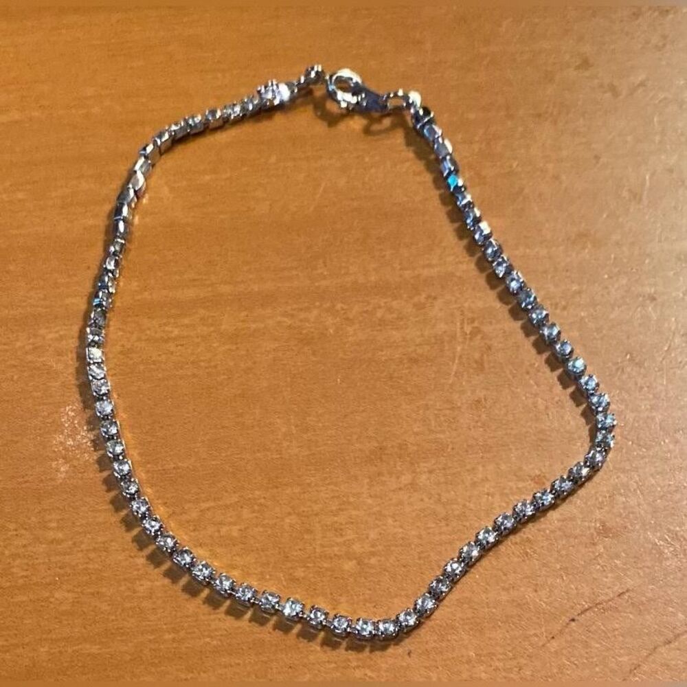 Silver Tone Rhinestone Tennis Ankle Bracelet Women’s 9" Sparkle Jewelry